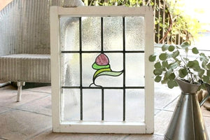 目隠し効果にもなる美しい蕾のステンドグラス イギリスアンティーク(住宅窓) 57.5cm×71cm