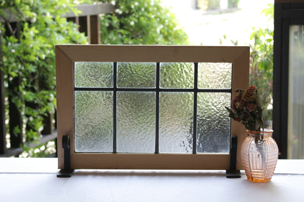 シンプルな格子模様のステンドグラス　イギリスアンティーク(住宅窓)51cm×33.5cm