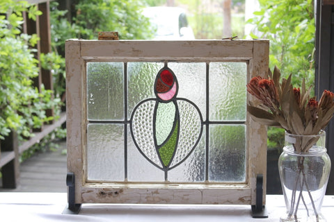 2枚あり！赤いバラの蕾のステンドグラス　イギリスアンティーク(住宅窓)50cm×41.5cm