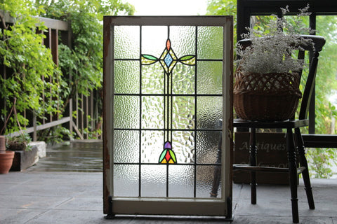 2枚あり！大きいサイズの幾何学模様ステンドグラス　イギリスアンティーク(住宅窓)　60cm×93.5cm