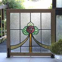 紫色のバラのステンドグラス　イギリスアンティーク(住宅窓)　55cm×53.5cm