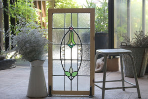 緑の葉模様のステンドグラス　イギリスアンティーク(住宅窓)　46.5cm×86cm