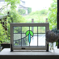 青と緑のガラスが使われたステンドグラス　イギリスアンティーク　54cm×39cm