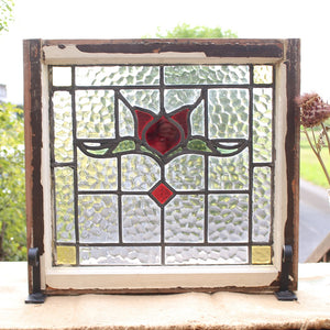 赤い花のステンドグラス イギリスアンティーク 53.5cm×49.5cm
