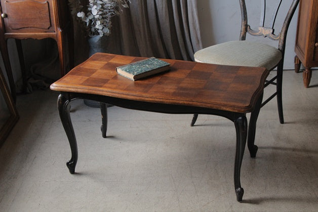 ナポレオントワ（３世）スタイルの黒足が素敵なローテーブル（机）　フランスアンティーク家具