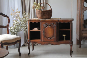 小さいサイズ感が可愛い1930年代オーク材サイドボード（横幅95cm）　フランスアンティーク家具