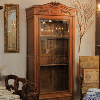 美しさ溢れるウォールナット材細身のアルモア横幅97cm　フランスアンティーク家具