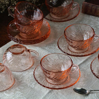 9客あり！アルク社サーモンピンクのデミタスC&S（C直径7.5cm）　フランスアンティークガラス食器