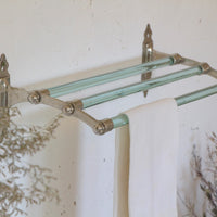 清潔感あるガラスの３連タオルバー（横幅61cm）　フランスアンティークインテリア雑貨