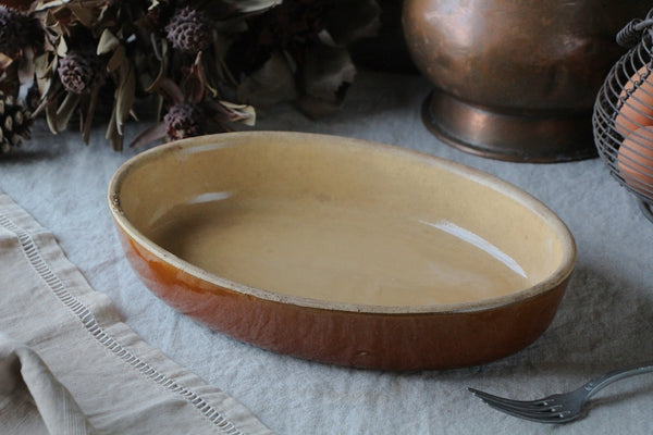 オーブン料理で活躍してくれるオーバル皿（30.5x22cm） フランス