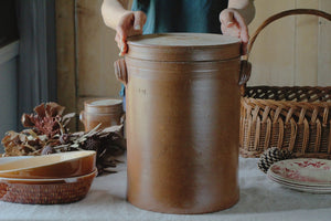1920年代大きな蓋付き食品保存容器（高さ38cm）　フランスアンティークキッチン陶器雑貨