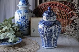 ブルーが美しいデルフト焼き蓋付きポット（高さ31cm）　オランダアンティーク陶器