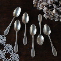 ６本あり！シンプルデザインのデザートスプーン（2.5x14cm）　フランスアンティークカトラリー
