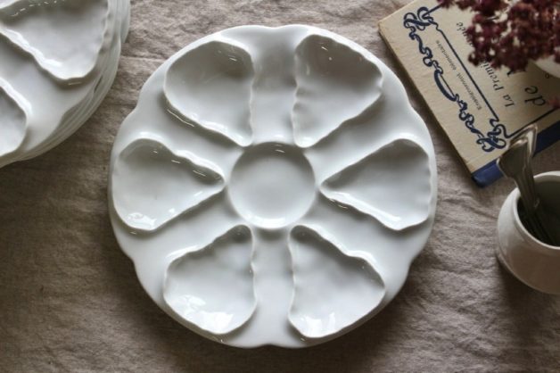 オイスター用白いプレート（皿）　フランスアンティーク陶器雑貨