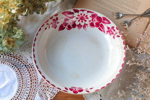 ステンシルの綺麗な模様が魅力の深皿(プレート）st.amand　フランスアンティーク食器