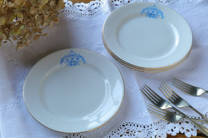 青色の刻印が素敵なプレート（お皿）　イギリスアンティーク食器