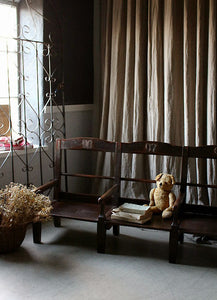 イギリスアンティーク家具　ペイントのシネマチェア　子供用ベンチ　椅子