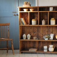 味わいたっぷりなオールドパイン材ヴィクトリアンシェルフ（棚）　イギリスアンティーク家具