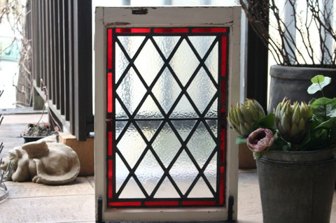 2枚あり！赤い色がとても美しい斜め格子のステンドグラス イギリスアンティーク(住宅窓)  54cm×80.5cm