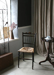 イギリスアンティーク家具　シャビーなストローチェア　椅子