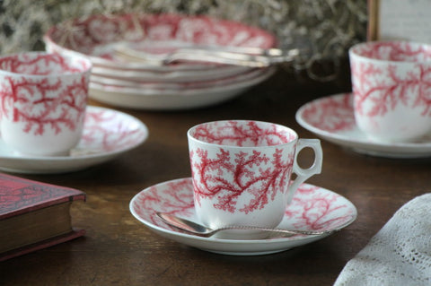 赤の花模様が可愛い1900年代小さなコーヒーカップC/S　フランスアンティーク食器