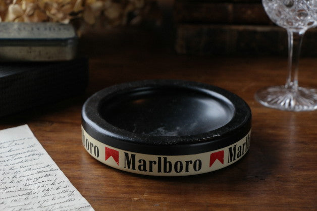 Marboro（マルボロ）アドバタイジング灰皿　イタリアアンティーク雑貨