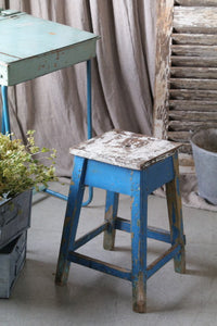 剥がれかけた青のペイントが素敵なフレンチスツール（椅子）　フランスアンティーク家具