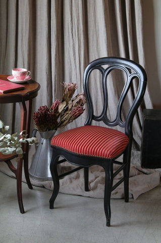 ２脚あり！美しさの極み！黒のナポレオンチェア（椅子）　フランスアンティーク家具