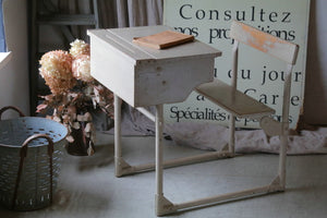 アイボリーペイントの一人用スクールデスク（机）　イギリスアンティーク家具