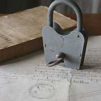 フランスアンティーク雑貨　南京錠（パドロックキー）　インテリア用品　1/2