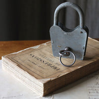 フランスアンティーク雑貨　南京錠（パドロックキー）　インテリア用品　2/2