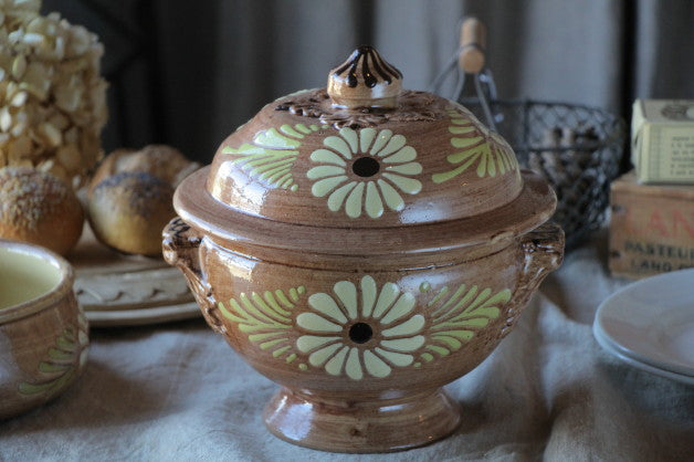 お花模様が素敵なブラウンチュリーン　フランスアンティーク陶器