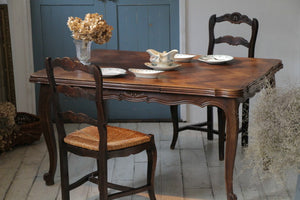 店舗什器としても活躍してくれる大きめテーブル（机）　フランスアンティーク家具