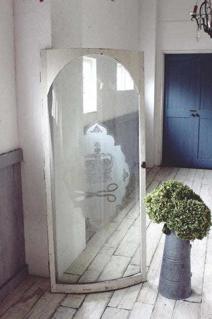洋裁屋さんで使われていた湾曲ガラス入りドア（扉）　イギリスアンティーク家具