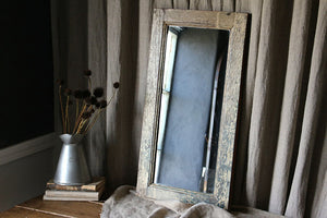 イギリスアンティーク雑貨　シャビーシックな木製ペイントミラー（鏡）　長辺66.5