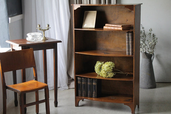 イギリスアンティーク家具　ブックシェルフ　本棚 英国イギリスアンティーク家具 オープンブックケース 書棚