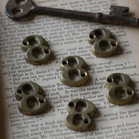 複数個あり！真鍮でできた小さなナンバー８　イギリスアンティークインテリア雑貨