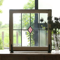 乳白色のピンクオパリンが可愛いステンドグラス　イギリスアンティーク(住宅窓）54.4cmx54.5cm