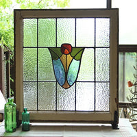 小さなバラの花にカラフルな色使いのステンドグラス　イギリスアンティーク(住宅窓)61cmx67.5cm