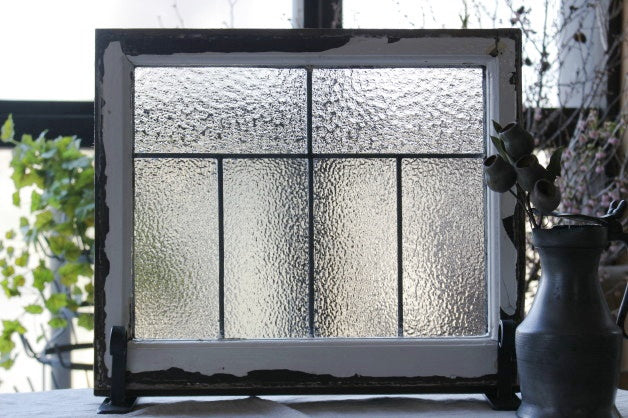 清潔感のある無色の幾何学模様ステンドグラス イギリスアンティーク(住宅窓) 51cm×43.5cm