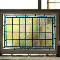 目隠し効果のある格子柄ステンドグラス　イギリスアンティーク(住宅窓)　60.5cm×44cm