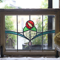 透明なガラスにカラフルな色使いのバラ模様ステンドグラス　イギリスアンティーク(住宅窓)53.5cm×42cm