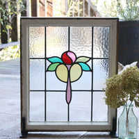 ピンクと赤のバラのステンドグラス　イギリスアンティーク(住宅窓)　51.5cm×61.5cm