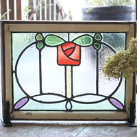 四角い赤いバラのステンドグラス　イギリスアンティーク(住宅窓)　59.5cm×45cm