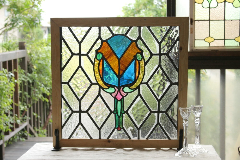 目隠し効果のある幾何学模様のステンドグラス　イギリスアンティーク(住宅窓)　66.5cm×64cm