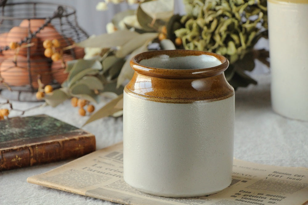 花入としても使えるストーンジャーポット（高さ14.5cm）　イギリスアンティーク陶器雑貨
