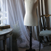 小さいサイズが珍しいストックマン社トルソー　フランスアンティークインテリア雑貨