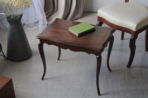 華奢な猫足が美しいローテーブル（横幅53.5cm）　フランスアンティーク家具