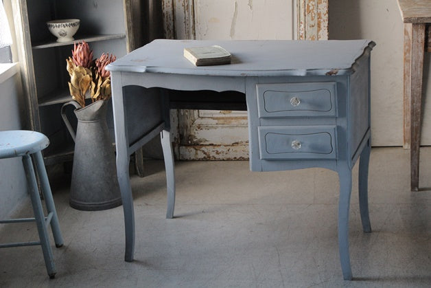 ブルーグレーペイントが素敵なデスク（机）　フランスアンティーク家具