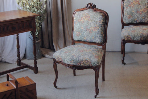 ２脚あり！1930年代座り心地の良い椅子（高さ93cm）　フランスアンティーク家具